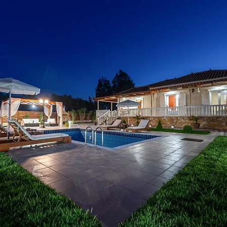 Zakynthos Sleeps 8 With Pool Air Con And Wifi Villa